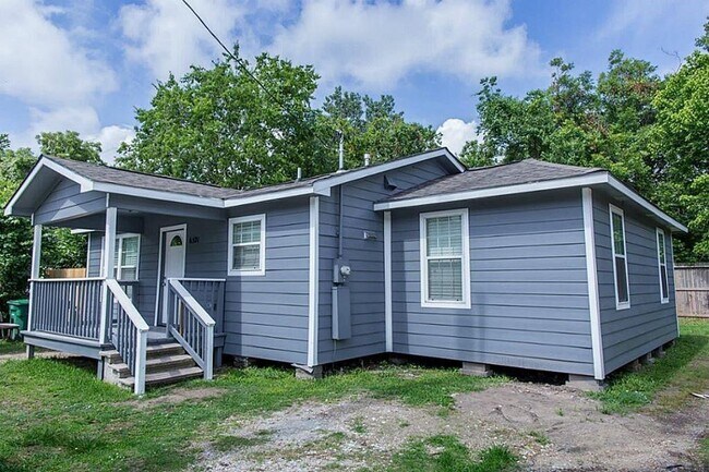Building Photo - 6521 Wheatley St