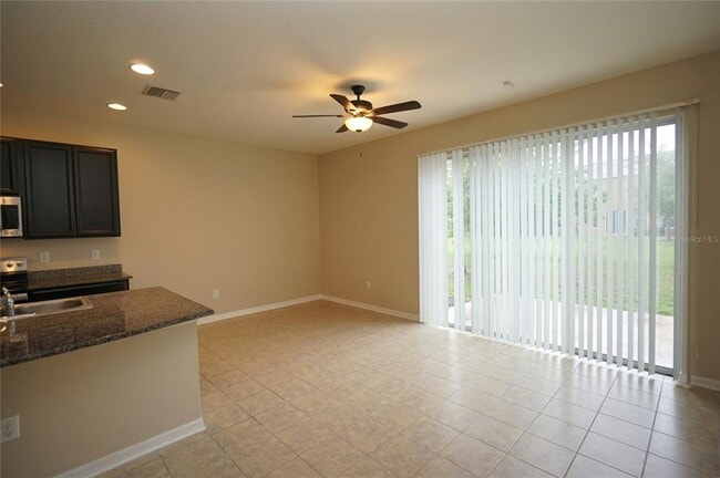 Foto del edificio - 6938 Towne Lake Rd