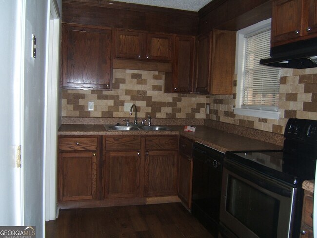 Foto del edificio - 4701 Flat Shoals Rd