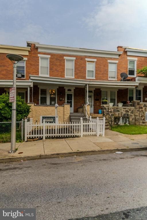 Foto del edificio - 141 N Monastery Ave