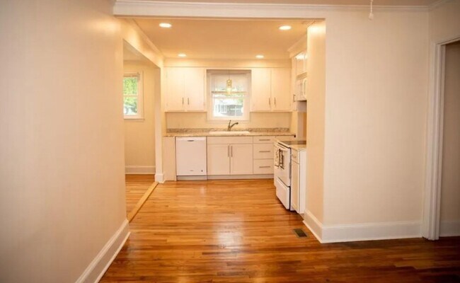 Foto del edificio - 1420 S Kilbourne Rd