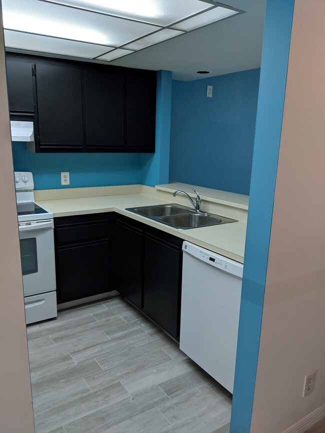 Foto del edificio - 806 SE Central Pkwy