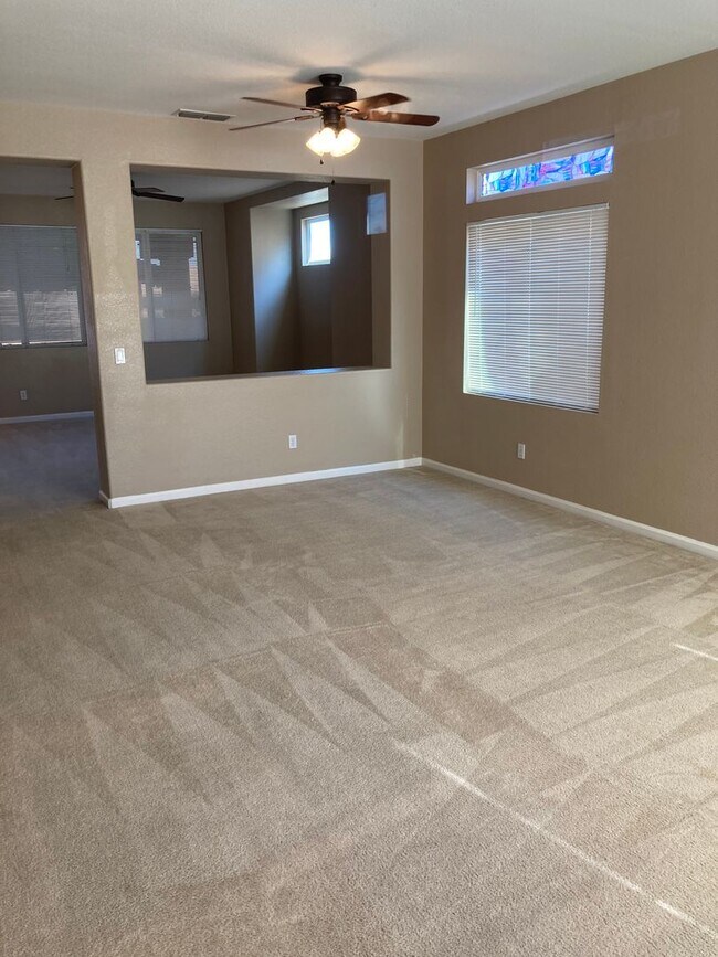 Building Photo - Beautiful Home, Available Now & Just Reduced