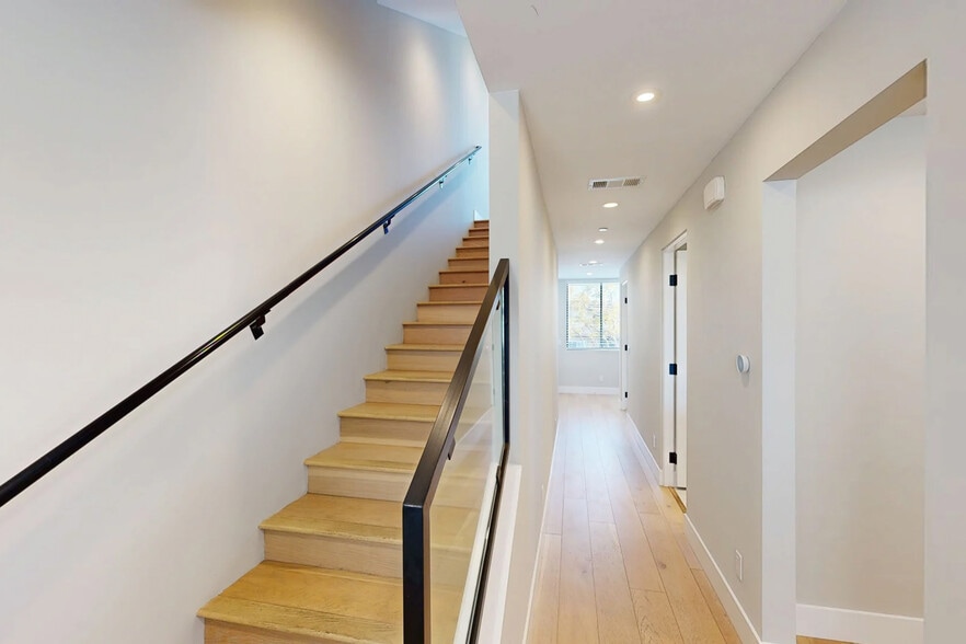 Bayview Townhomes at Point Loma
