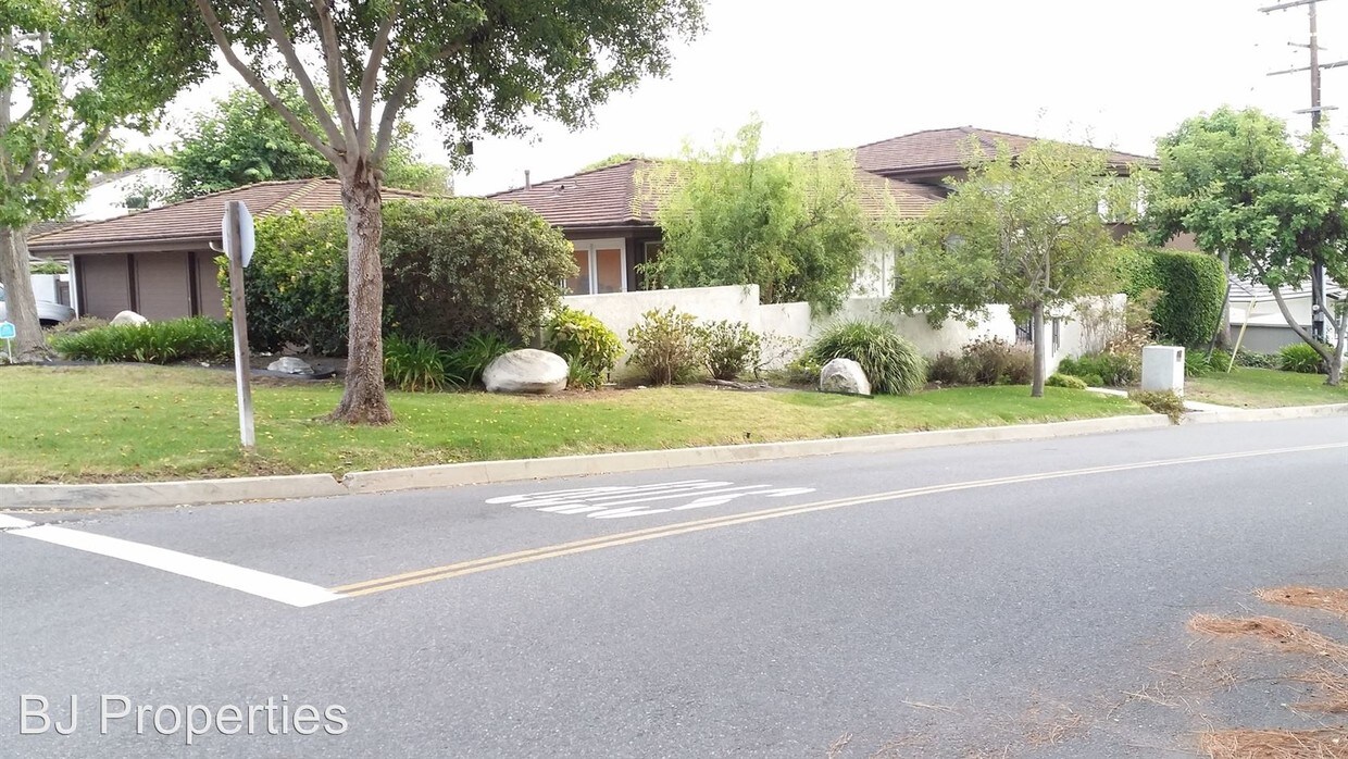 Primary Photo - 4 br, 3 bath House - 904 Via Zumaya