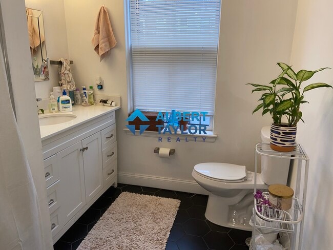 Foto del edificio - 486 Massachusetts Ave