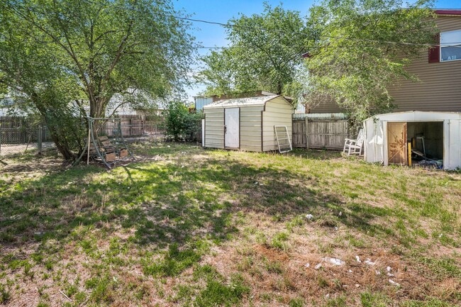 Building Photo - Two bedroom house for lease