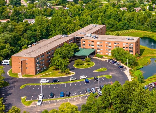 Building Photo - Legacy Eastgate Apartments
