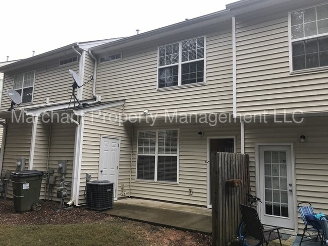 Building Photo - 148 Bumble Cir