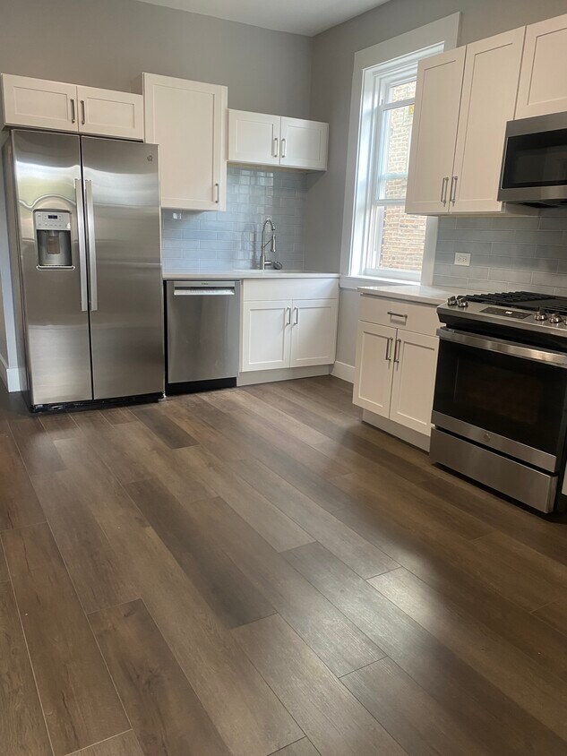 New kitchen - 1412 N Kedzie Ave