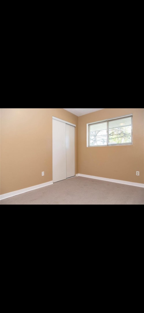 Building Photo - 1250 Bluebird Dr