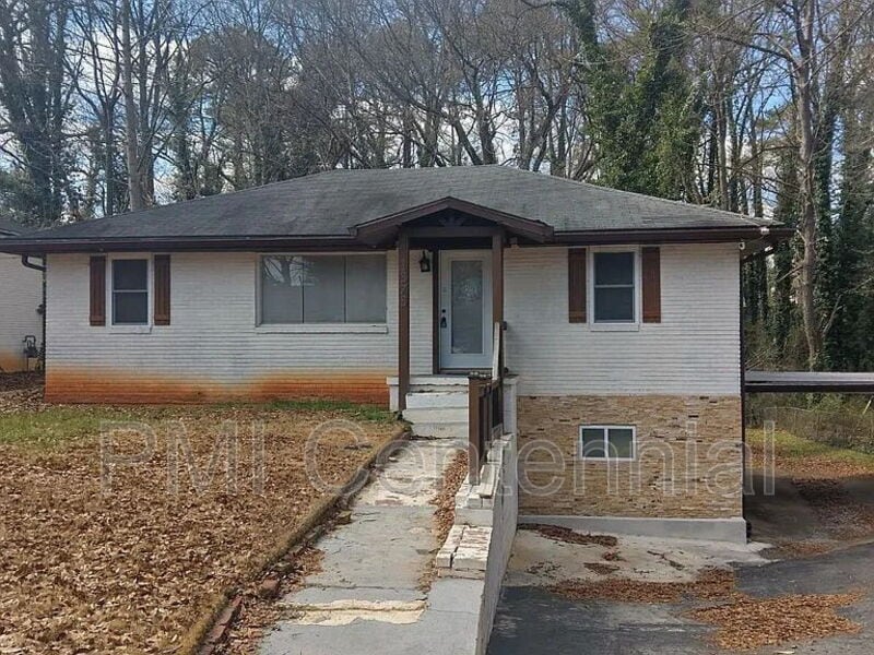 Photo - 1373 Benteen Way Southeast