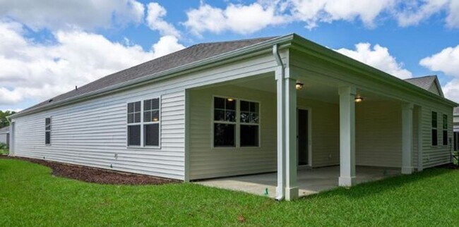 Building Photo - The Links at Waystation