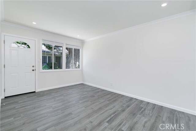 Foto del edificio - 1669 N Hollywood Way