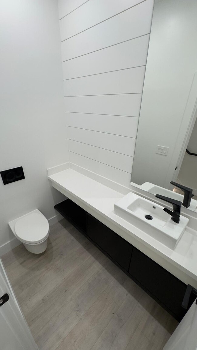 Building Photo - 35706 Marshall Rd