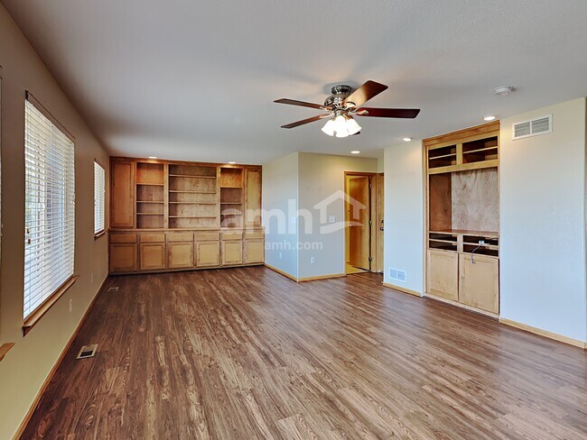 Foto del edificio - 6293 Brantly Ave