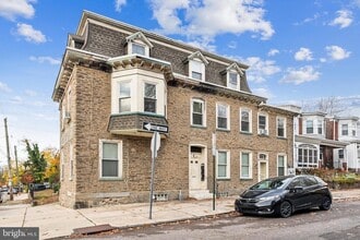 Building Photo - 4422 Pechin St