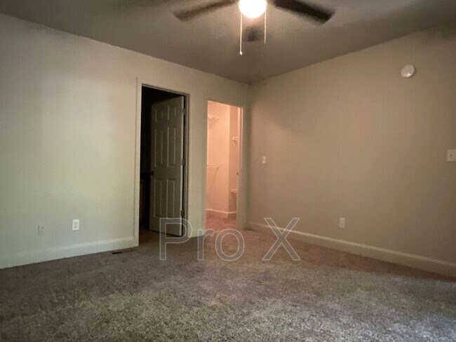 Foto del edificio - 307-309 Florida Ave