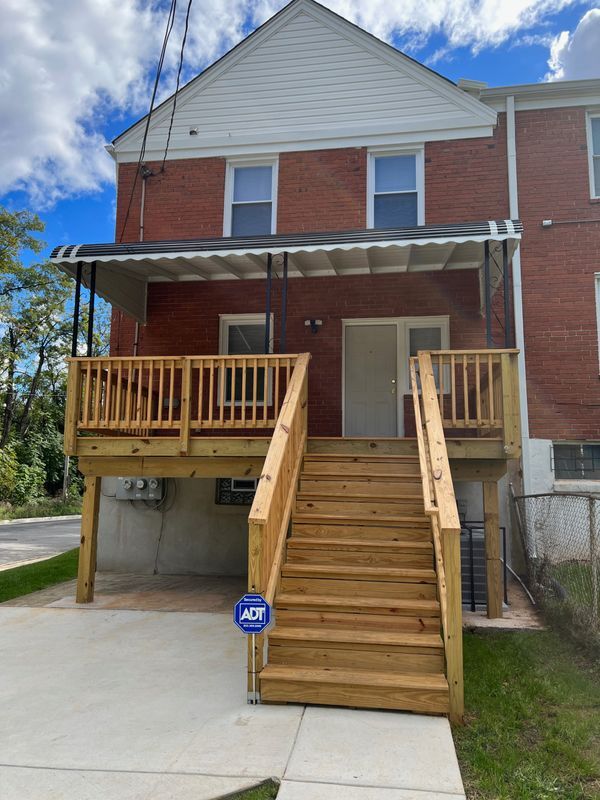 Foto del edificio - 4064 Edgewood Rd