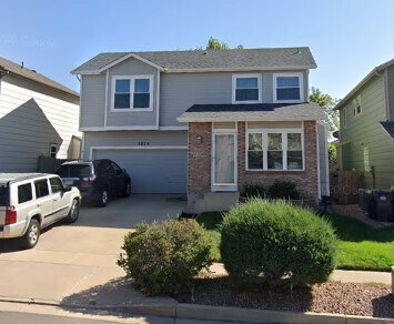 Two car garage - 5075 Balsam St