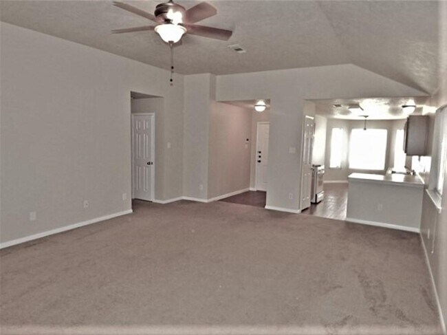 Building Photo - 6922 Durango Dr