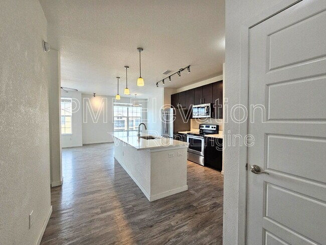 Foto del edificio - 9220 Wilde Ln
