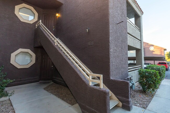 Foto del edificio - Large One Bedroom Condo at Vizcaya