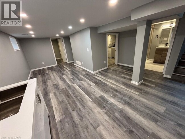 Photo du bâtiment - 90 Lorne St