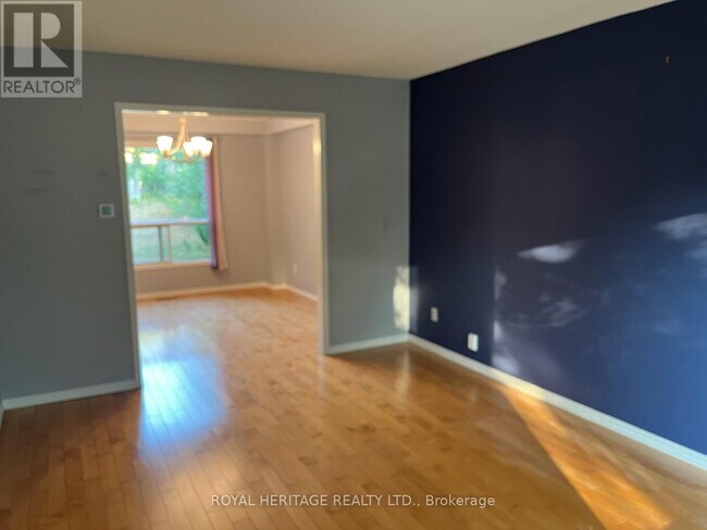Building Photo - 51 Braebrook Dr