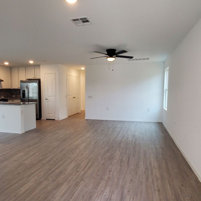 Building Photo - 4503 Zoe Pass, San Antonio, TX. 78222