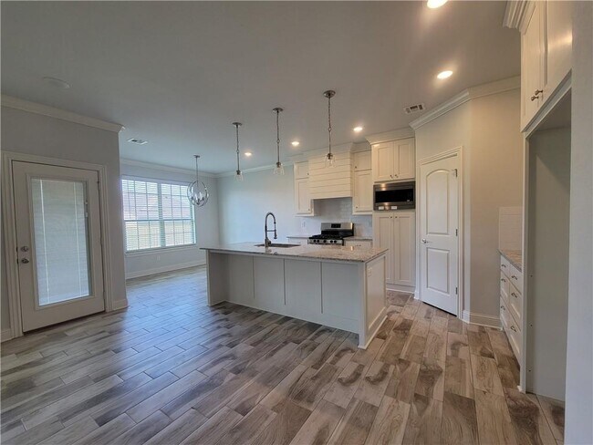 Foto del edificio - 1041 E Skyline Lp