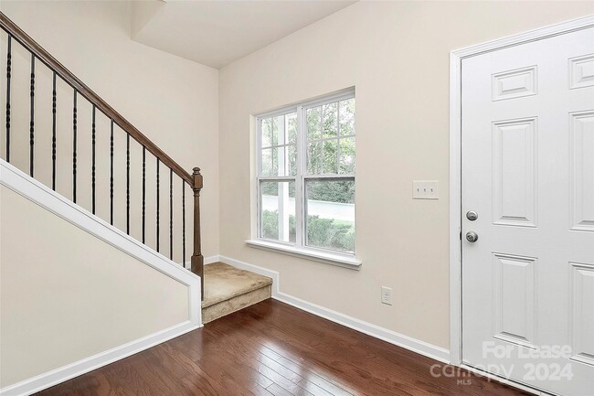 Building Photo - 7107 Adare Mews Rd