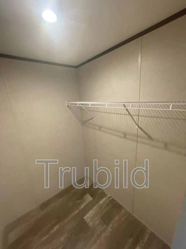 Foto del edificio - 4292 Wheel Ct