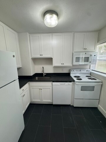 Foto del edificio - 2905 Wade Ave