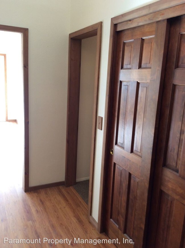 Foto del edificio - 3165 E Leslie Dr