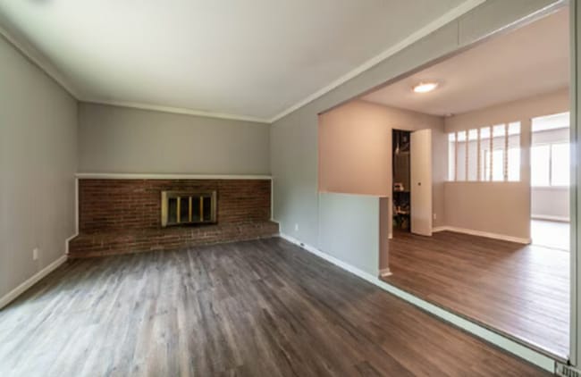 Building Photo - 2588 Maybury Rd