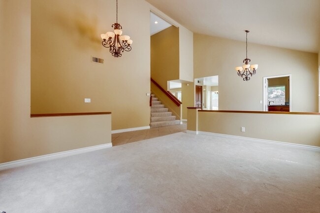 Building Photo - Lovely Home | Prime Westpark Location