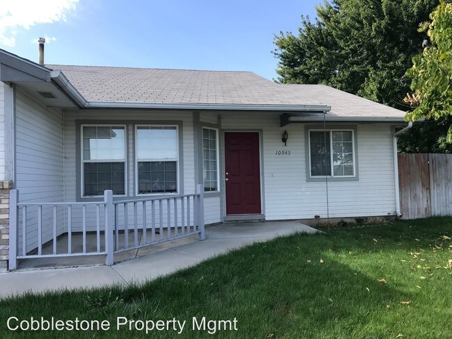 Building Photo - 3 br, 2 bath Apartment - 10945 W Irving Court