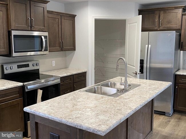 Foto del edificio - 1751 Hilltown Rd