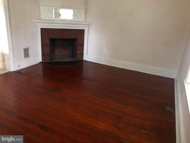 Building Photo - 5213 Greene St