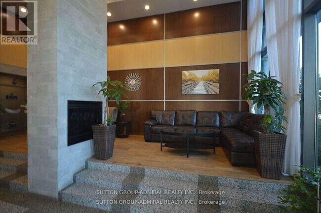 Building Photo - 88 Grangeway Ave