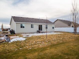 Building Photo - 3745 Slate Dr