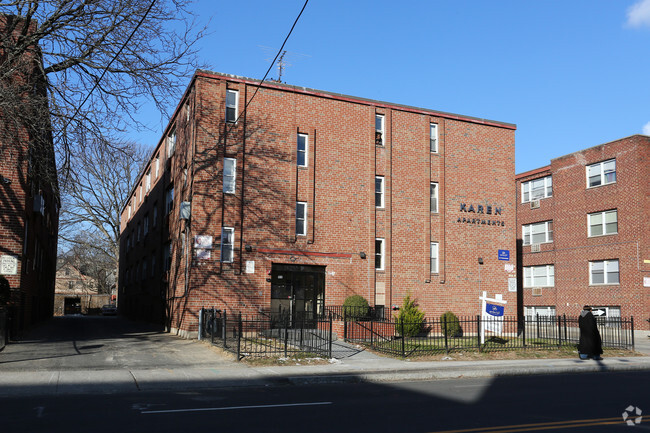 Building Photo - Garden Hill Apartments