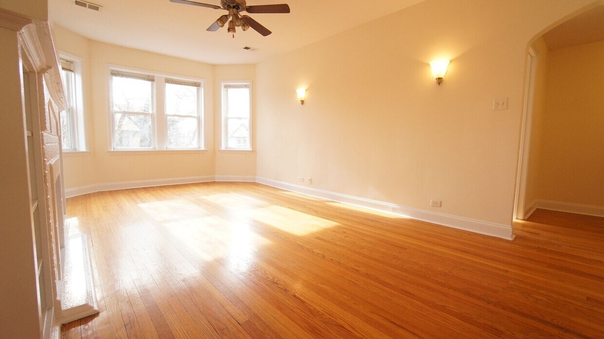 Foto principal - 3428 W Parker Ave