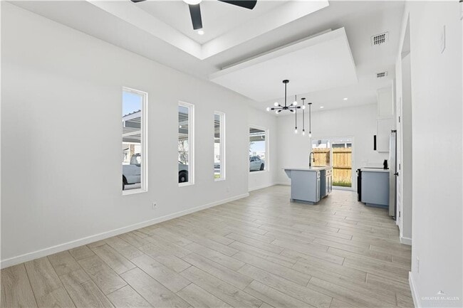 Foto del edificio - 14 Notre Dame Ave