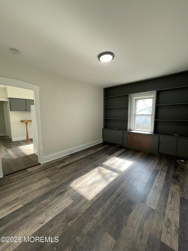 Building Photo - 37 E Gloucester Pike