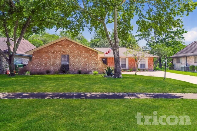 Foto del edificio - 7506 Lemon Tree Cir