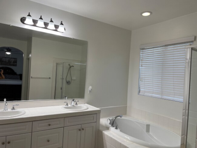 Foto del edificio - 13652 Perry Ann Cir