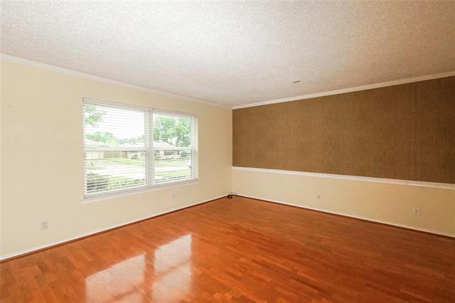 Foto del edificio - 816 Sherwood Dr