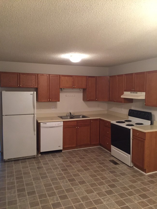 Building Photo - 1804 Cedar Shoals Dr
